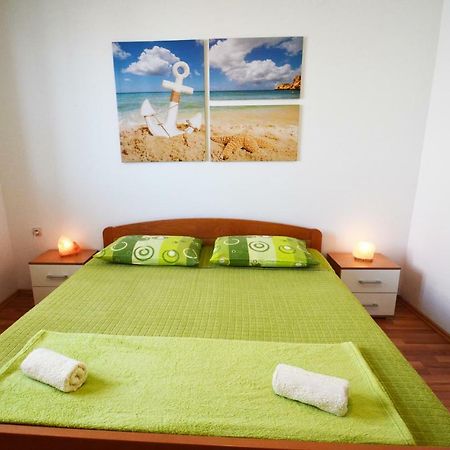 Apartments Barbati Kustici Ngoại thất bức ảnh