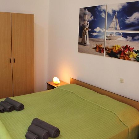Apartments Barbati Kustici Ngoại thất bức ảnh