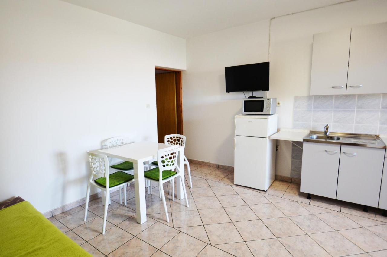 Apartments Barbati Kustici Ngoại thất bức ảnh