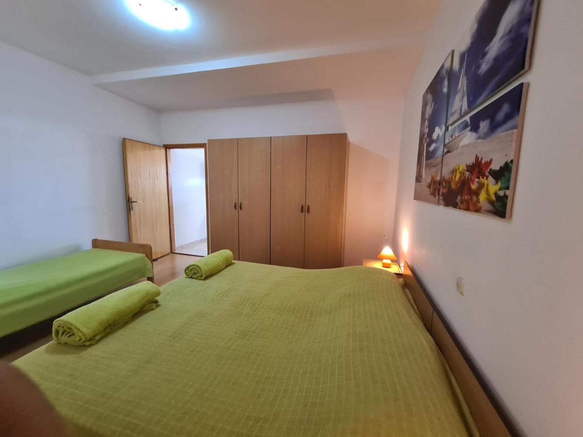 Apartments Barbati Kustici Ngoại thất bức ảnh