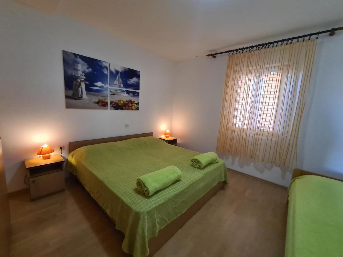 Apartments Barbati Kustici Ngoại thất bức ảnh