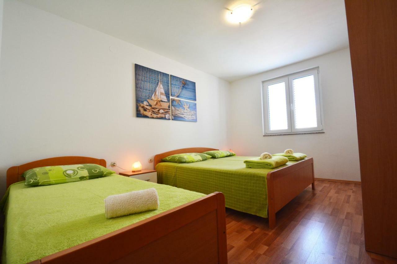 Apartments Barbati Kustici Ngoại thất bức ảnh