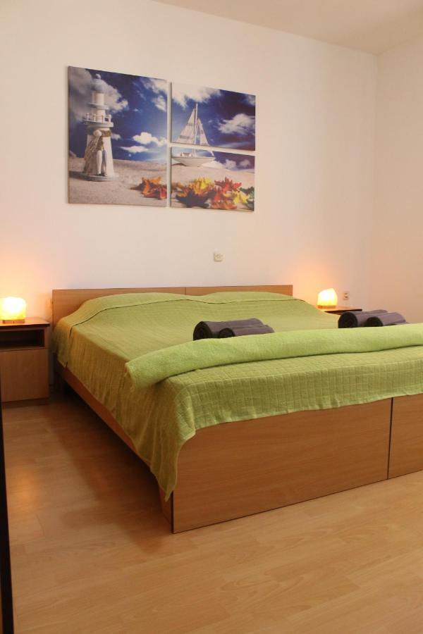 Apartments Barbati Kustici Ngoại thất bức ảnh